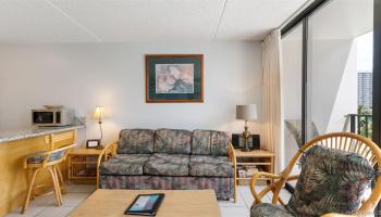 Waikiki Banyan condo # 807-1, Honolulu, Hawaii - photo 3 of 14 Waikiki Banyan condo # 807-1, Honolulu, Hawaii - photo 3 of 14