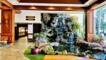 Waikiki Banyan condo # Makai 1513, Honolulu, Hawaii - photo 4 of 5