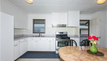 2013 Aoao Pl Kalihi-lower, Honolulu home - photo 5 of 25