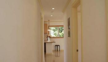 2014-A Nu Pl Liliha, Honolulu home - photo 4 of 10 2014-A Nu Pl Liliha, Honolulu home - photo 4 of 10
