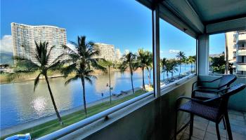2015 Ala Wai Blvd Honolulu - Rental - photo 4 of 25 2015 Ala Wai Blvd Honolulu - Rental - photo 4 of 25