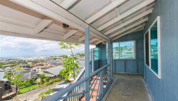 2017 Iholena Street Alewa Heights, Honolulu home - photo 1 of 17 2017 Iholena Street Alewa Heights, Honolulu home - photo 1 of 17