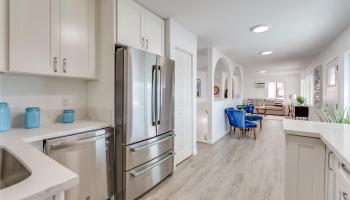 2017 Iholena Street Alewa Heights, Honolulu home - photo 1 of 25 2017 Iholena Street Alewa Heights, Honolulu home - photo 1 of 25
