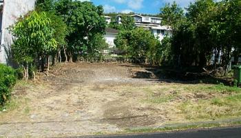 2018 Houghtailing St Honolulu, Hi 96817 vacant land - photo 1 of 1 2018 Houghtailing St Honolulu, Hi 96817 vacant land - photo 1 of 1
