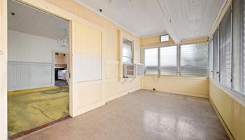 2023  Houghtailing Street Kamehameha Heights, Honolulu home - photo 6 of 19