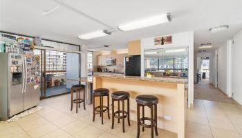 Ala Wai Mansion condo # PHB, Honolulu, Hawaii - photo 4 of 24