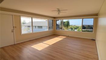 2036 Mahaoo Pl Honolulu - Rental - photo 3 of 19