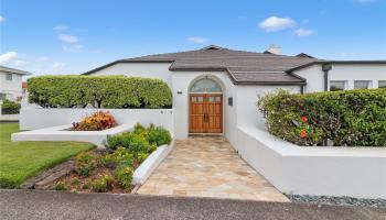 2039  Laukahi Street Waialae Iki, Diamond Head home - photo 3 of 24