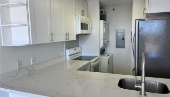 2040 Nuuanu condo # 705, Honolulu, Hawaii - photo 2 of 9 2040 Nuuanu condo # 705, Honolulu, Hawaii - photo 2 of 9