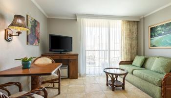 Luana Waikiki condo # 1004, Honolulu, Hawaii - photo 5 of 25