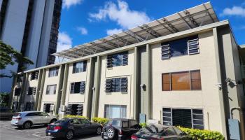 Nuuanu Terrace condo # 109, Honolulu, Hawaii - photo 1 of 14