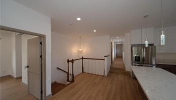 2056 10th Ave Honolulu - Rental - photo 4 of 10