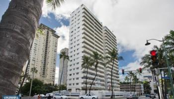 Twin Towers The condo # B113, Honolulu, Hawaii - photo 1 of 10