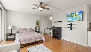 La Casa condo # 1701, Honolulu, Hawaii - photo 3 of 21