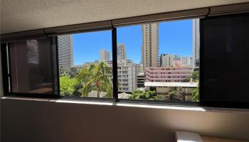 2092 Kuhio Ave Honolulu - Rental - photo 6 of 20