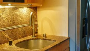 La Casa condo # 805, Honolulu, Hawaii - photo 5 of 11