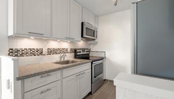 2092 Kuhio Ave Honolulu - Rental - photo 2 of 24