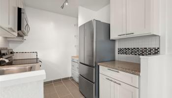 2092 Kuhio Ave Honolulu - Rental - photo 3 of 24