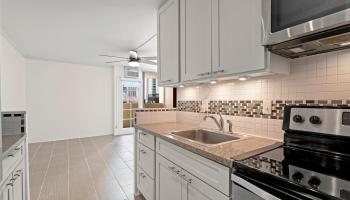 2092 Kuhio Ave Honolulu - Rental - photo 4 of 24