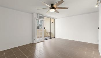 2092 Kuhio Ave Honolulu - Rental - photo 5 of 24