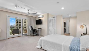 Craigside condo # 8D, Honolulu, Hawaii - photo 5 of 25