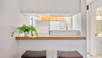 Twenty One Hundred condo # 401, Honolulu, Hawaii - photo 5 of 22