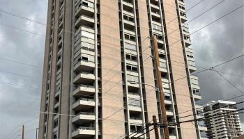 Twenty One Hundred condo # 906, Honolulu, Hawaii - photo 1 of 20