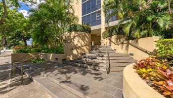 Craigside condo # 1-2002, Honolulu, Hawaii - photo 4 of 25