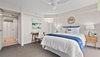 Craigside condo # 1-2002, Honolulu, Hawaii - photo 6 of 25