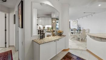 Craigside condo # 2501, Honolulu, Hawaii - photo 3 of 22