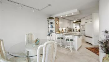 Craigside condo # 2501, Honolulu, Hawaii - photo 5 of 22