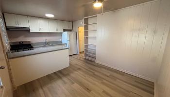 2105 Algaroba St Honolulu - Rental - photo 2 of 11