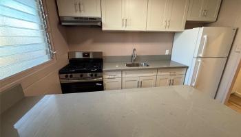 2105 Algaroba St Honolulu - Rental - photo 4 of 11