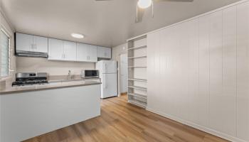 2105 Algaroba St Honolulu - Multi-family - photo 6 of 25