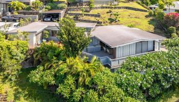 2106 Keeaumoku Street Makiki Heights, Honolulu home - photo 2 of 25 2106 Keeaumoku Street Makiki Heights, Honolulu home - photo 2 of 25