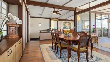 2106 Keeaumoku Street Makiki Heights, Honolulu home - photo 4 of 25 2106 Keeaumoku Street Makiki Heights, Honolulu home - photo 4 of 25
