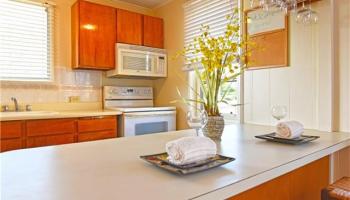 2115A 10th Ave Apt A Palolo, Diamond Head home - photo 2 of 12 2115A 10th Ave Apt A Palolo, Diamond Head home - photo 2 of 12