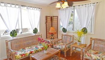 2115A 10th Ave Apt A Palolo, Diamond Head home - photo 3 of 12 2115A 10th Ave Apt A Palolo, Diamond Head home - photo 3 of 12