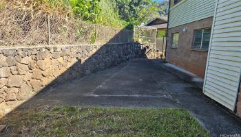 2118  Halina Street Kalihi Valley, Honolulu home - photo 3 of 22