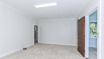 2119  Kalihi Street Kalihi-upper, Honolulu home - photo 6 of 24