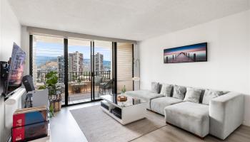 2121 Ala Wai condo # 1702, Honolulu, Hawaii - photo 2 of 14