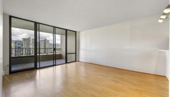 2121 Ala Wai condo # 1802, Honolulu, Hawaii - photo 2 of 25