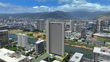 2121 Ala Wai condo # 2205, Honolulu, Hawaii - photo 4 of 19