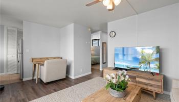 2121 Ala Wai condo # 2303, Honolulu, Hawaii - photo 4 of 20