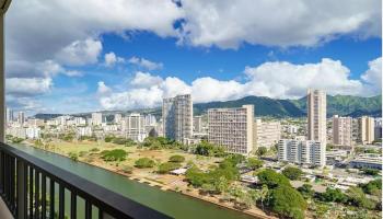 2121 Ala Wai condo # 2505, Honolulu, Hawaii - photo 4 of 25