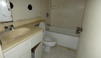 2121 Ala Wai condo # 3203, Honolulu, Hawaii - photo 5 of 9