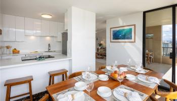 2121 Ala Wai Blvd Honolulu - Rental - photo 6 of 25