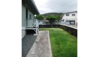 2135 Wilson St Kalihi-upper, Honolulu home - photo 3 of 20 2135 Wilson St Kalihi-upper, Honolulu home - photo 3 of 20