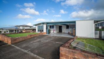 2137 Hoolaulea St Pearl City - Rental - photo 2 of 23