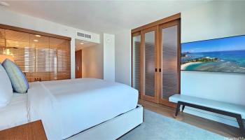 The Ritz-Carlton Residences condo # 2401, Honolulu, Hawaii - photo 4 of 20